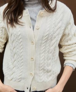 Paceandpoise.shop332d5c9e0d 2