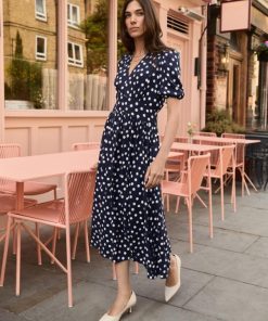 Paceandpoise.shop801382a166 1