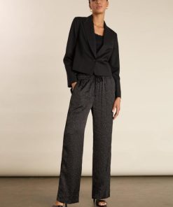 Paceandpoise.shop9baecb20bf 1