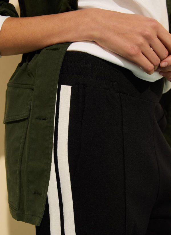 Paceandpoise.shopa3d7ac0016 3