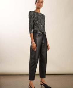 Paceandpoise.shopb97a14a896 2