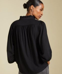 Paceandpoise.shopc9116b4a13 4